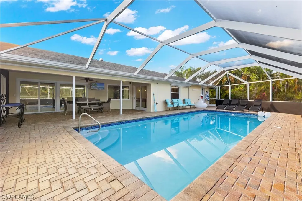 5211 Pocatella Court Cape Coral FL 33904