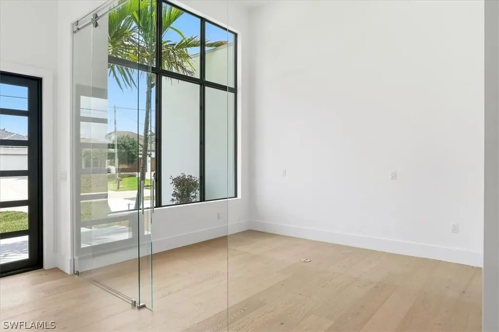 4122 SW 27th Place Cape Coral FL 33914