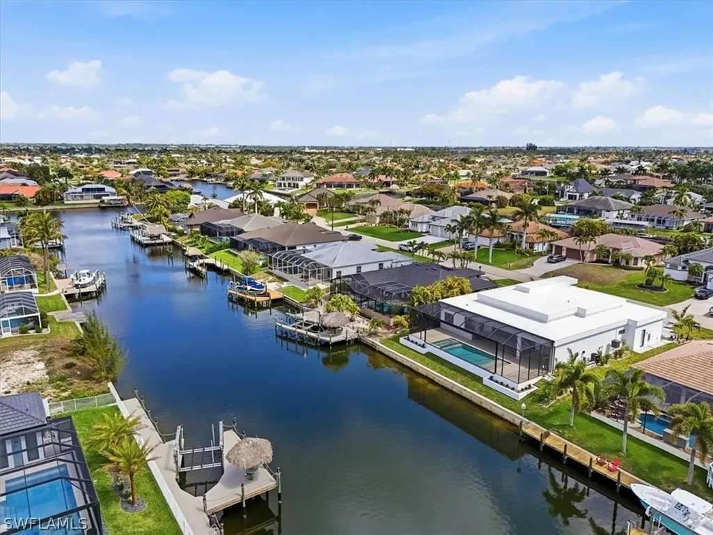 4122 SW 27th Place Cape Coral FL 33914