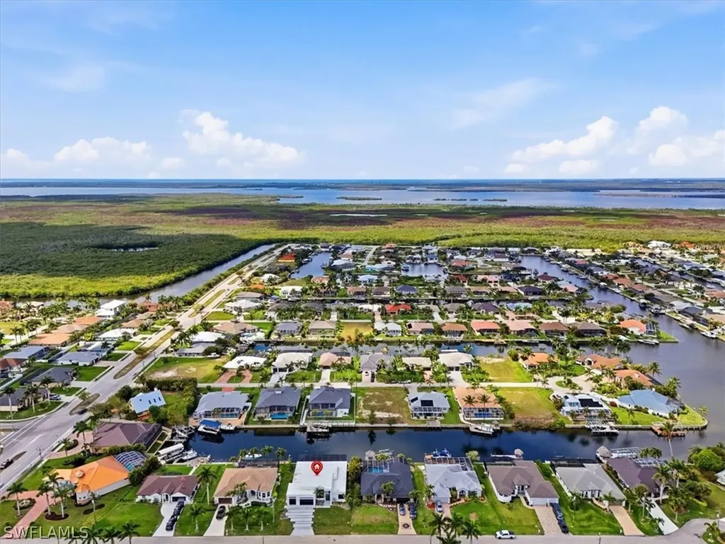 4122 SW 27th Place Cape Coral FL 33914
