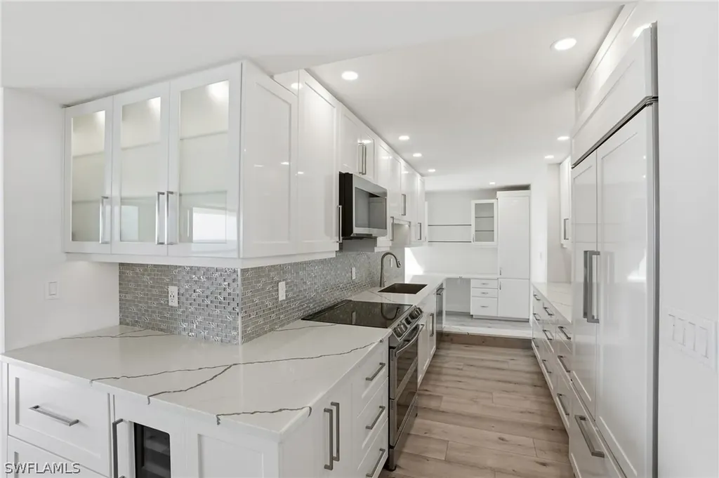 4001 Gulf Shore Boulevard N Naples FL 34103