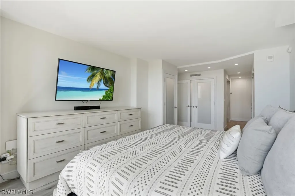 4001 Gulf Shore Boulevard N Naples FL 34103