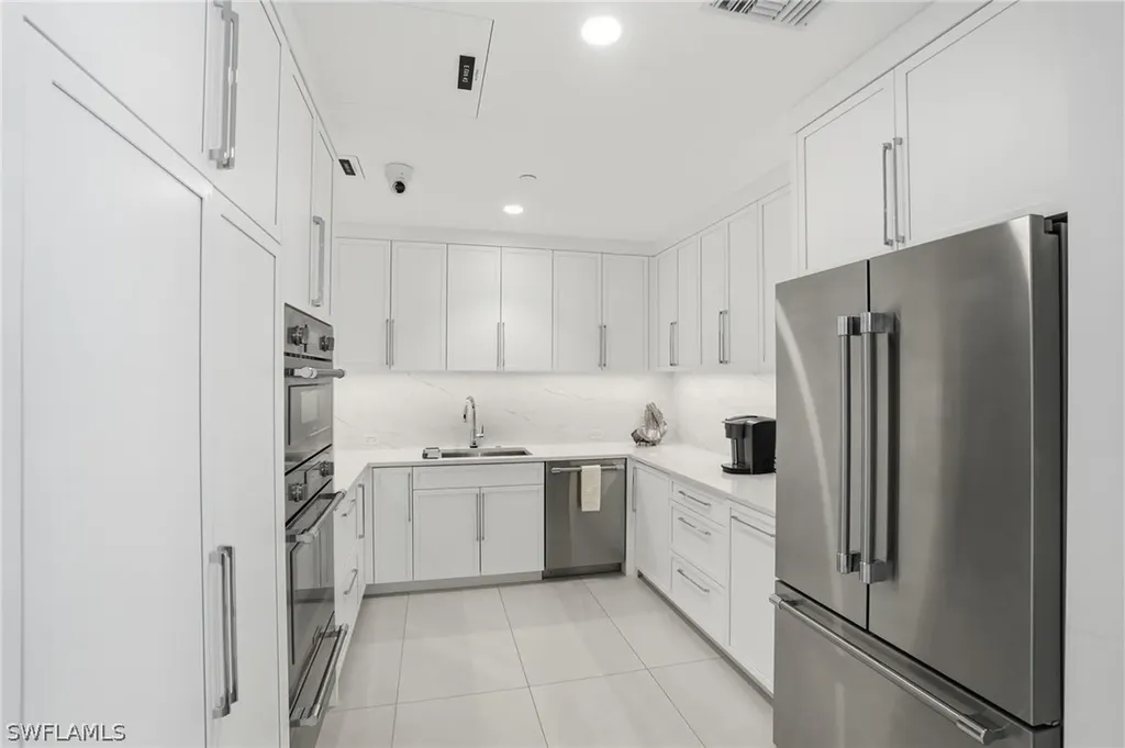 4001 Gulf Shore Boulevard N Naples FL 34103