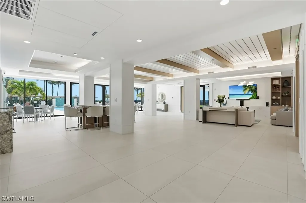 4001 Gulf Shore Boulevard N Naples FL 34103