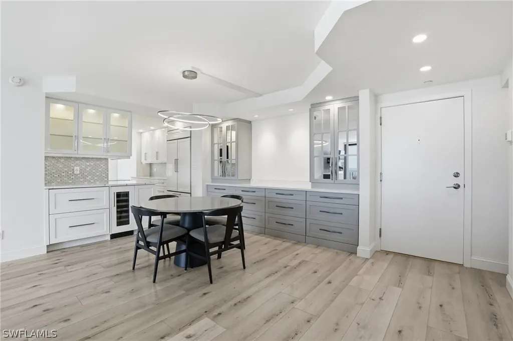 4001 Gulf Shore Boulevard N Naples FL 34103