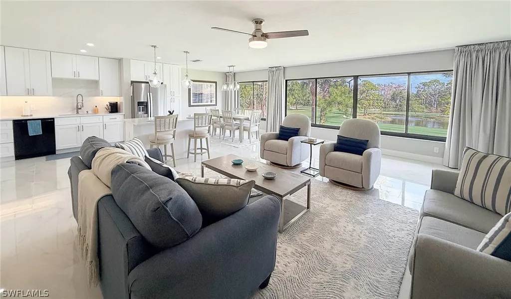 Naples FL, 1534 Wildwood Lane, Unit 1534