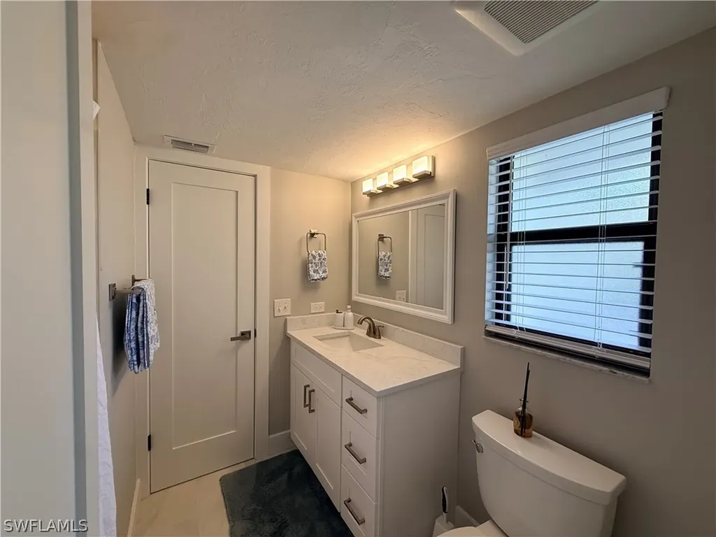 1534 Wildwood Lane Naples FL 34105
