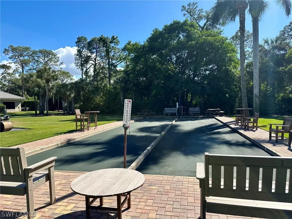 1534 Wildwood Lane Naples FL 34105