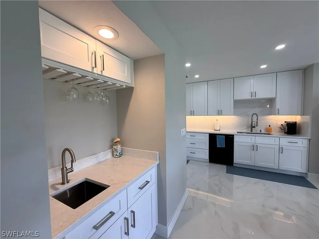 1534 Wildwood Lane Naples FL 34105