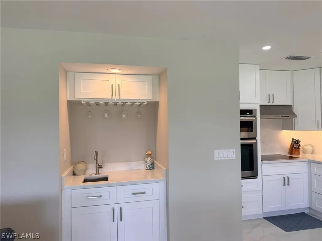 1534 Wildwood Lane Naples FL 34105