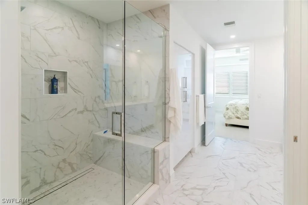 1125 Central Avenue Naples FL 34102
