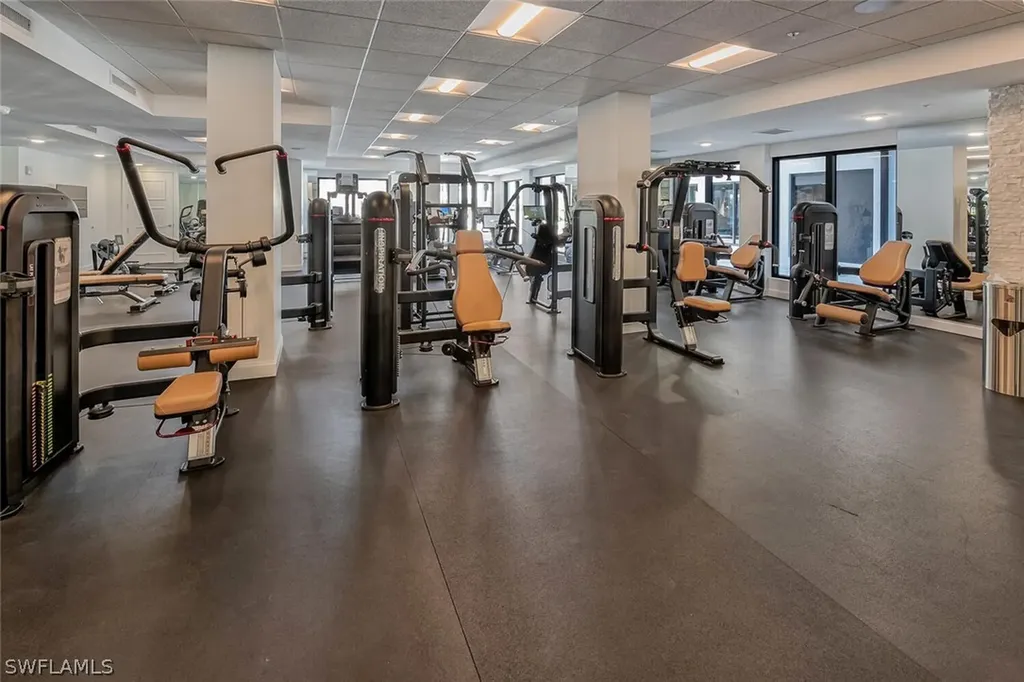 1125 Central Avenue Naples FL 34102
