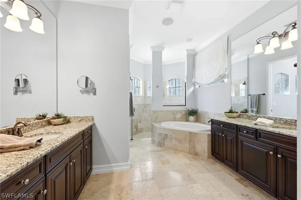 3369 Runaway Lane Naples FL 34114
