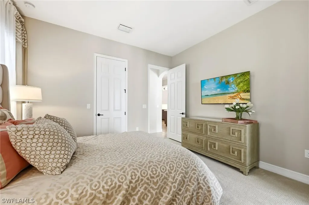 3369 Runaway Lane Naples FL 34114
