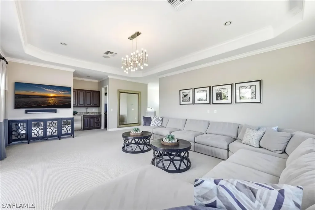 3369 Runaway Lane Naples FL 34114