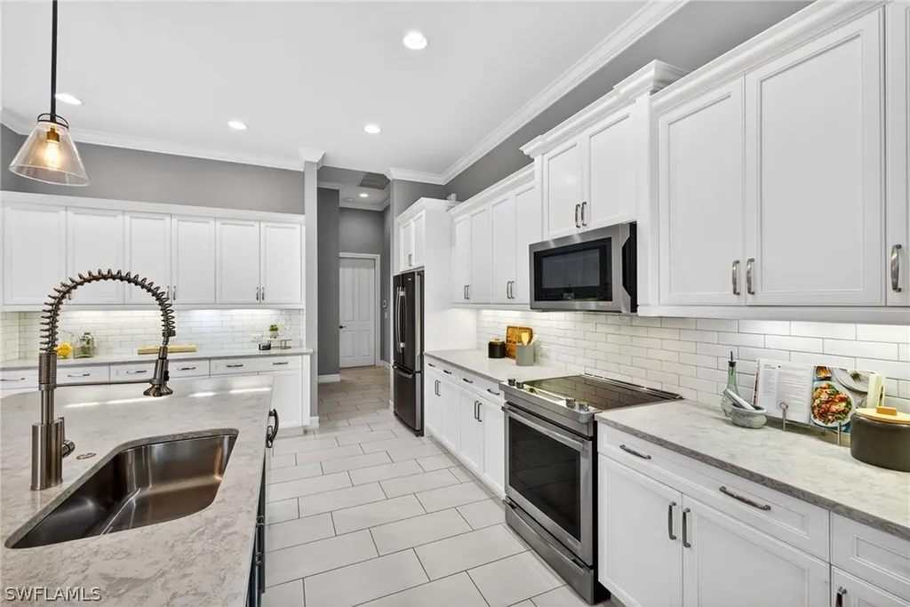 14792 Spinnaker Way Naples FL 34114