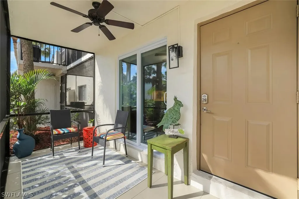 Naples FL, 3569 Antarctic Circle, Unit 2105