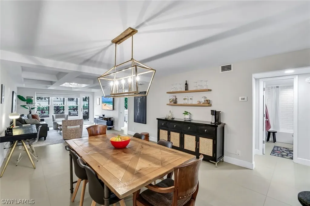 3569 Antarctic Circle Naples FL 34112