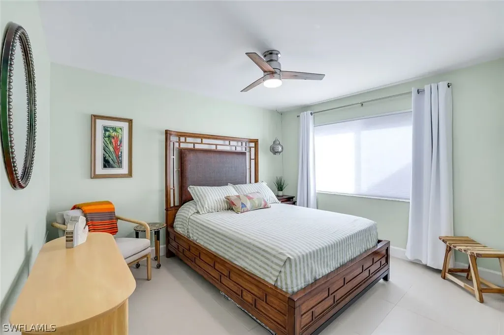 3569 Antarctic Circle Naples FL 34112