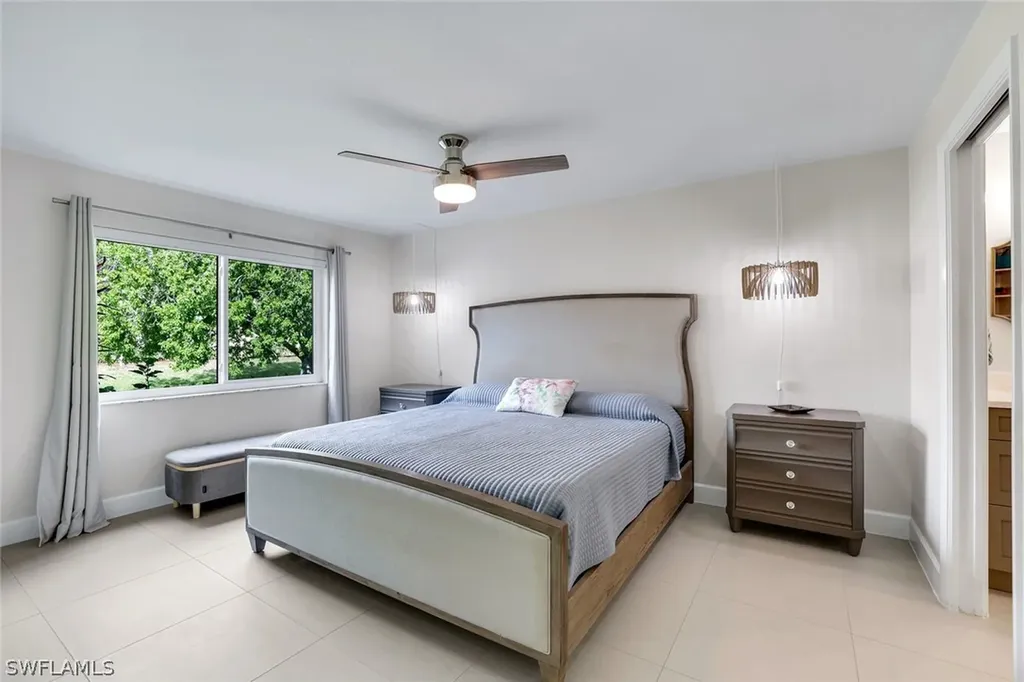 3569 Antarctic Circle Naples FL 34112