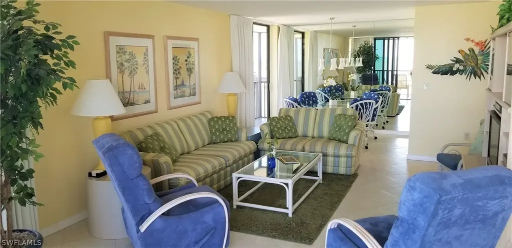 10475 Gulf Shore Drive Naples FL 34108