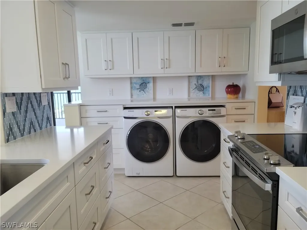 10475 Gulf Shore Drive Naples FL 34108