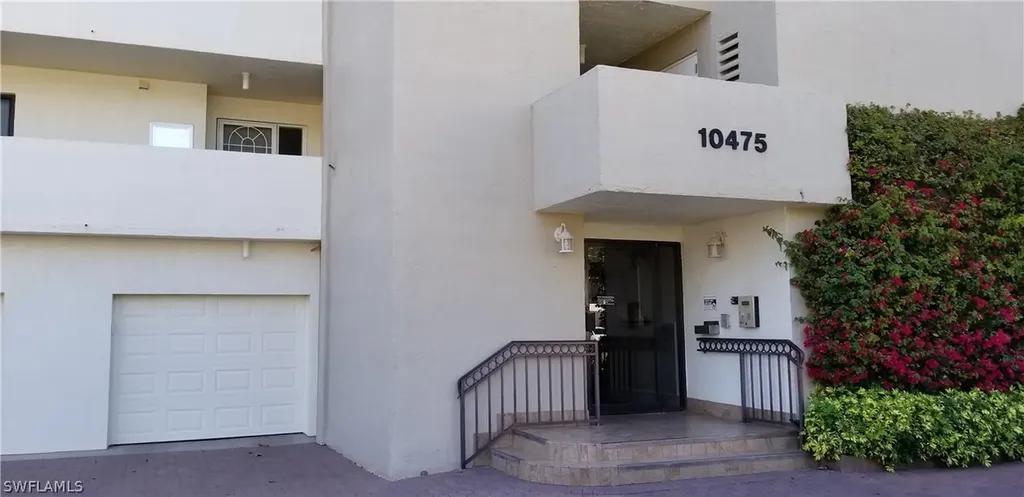 10475 Gulf Shore Drive Naples FL 34108