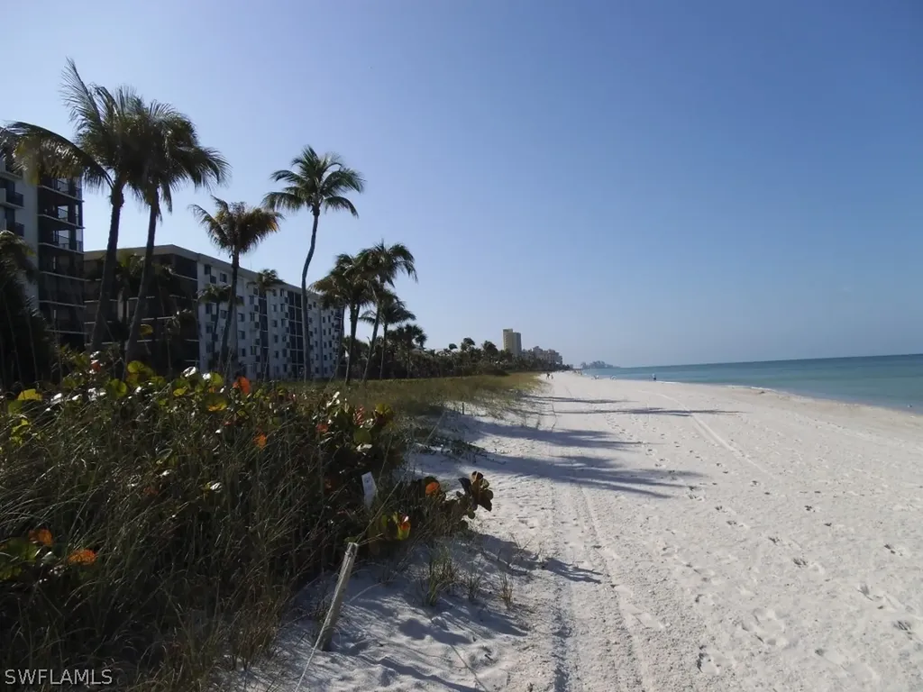 10475 Gulf Shore Drive Naples FL 34108