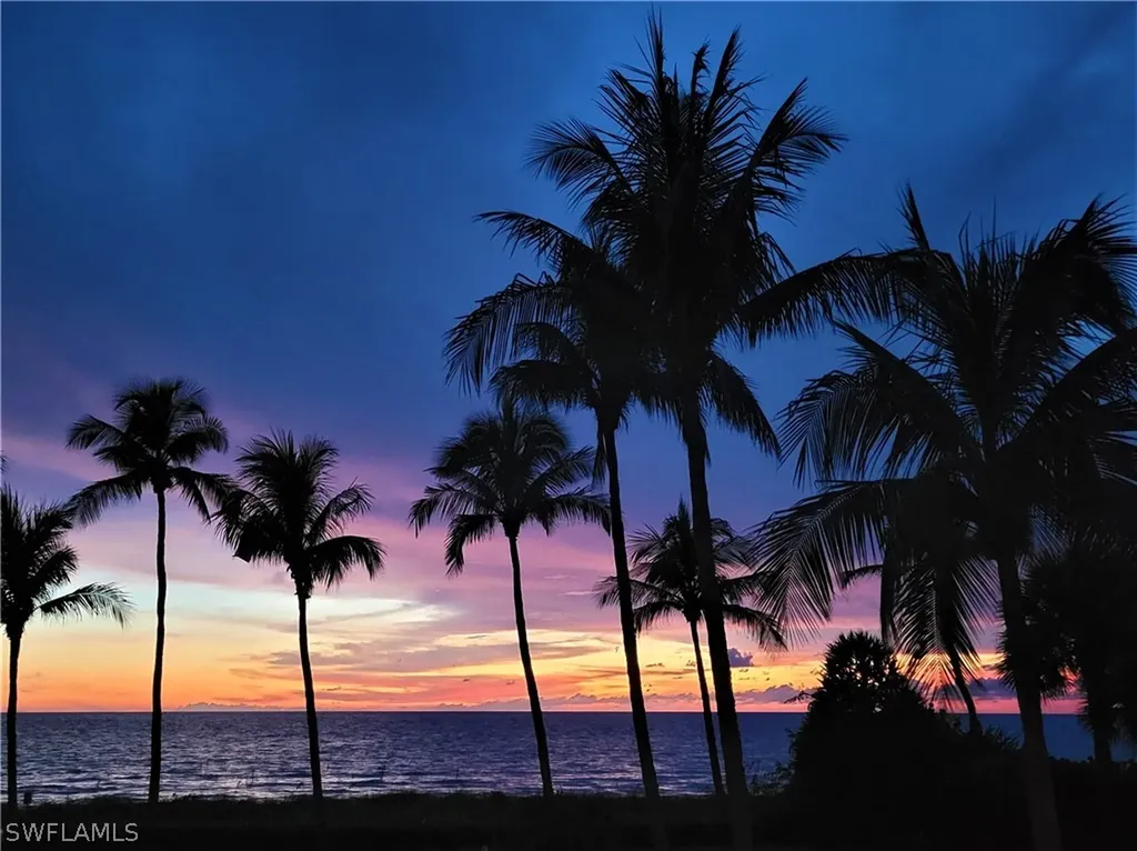 10475 Gulf Shore Drive Naples FL 34108