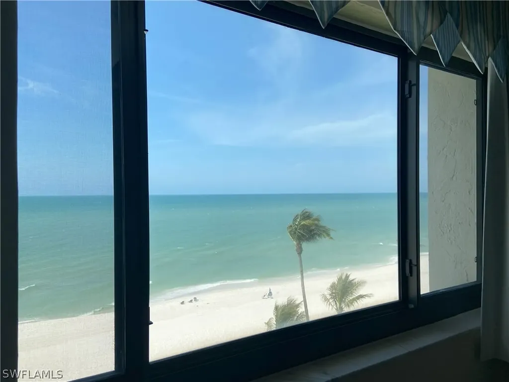 10475 Gulf Shore Drive Naples FL 34108