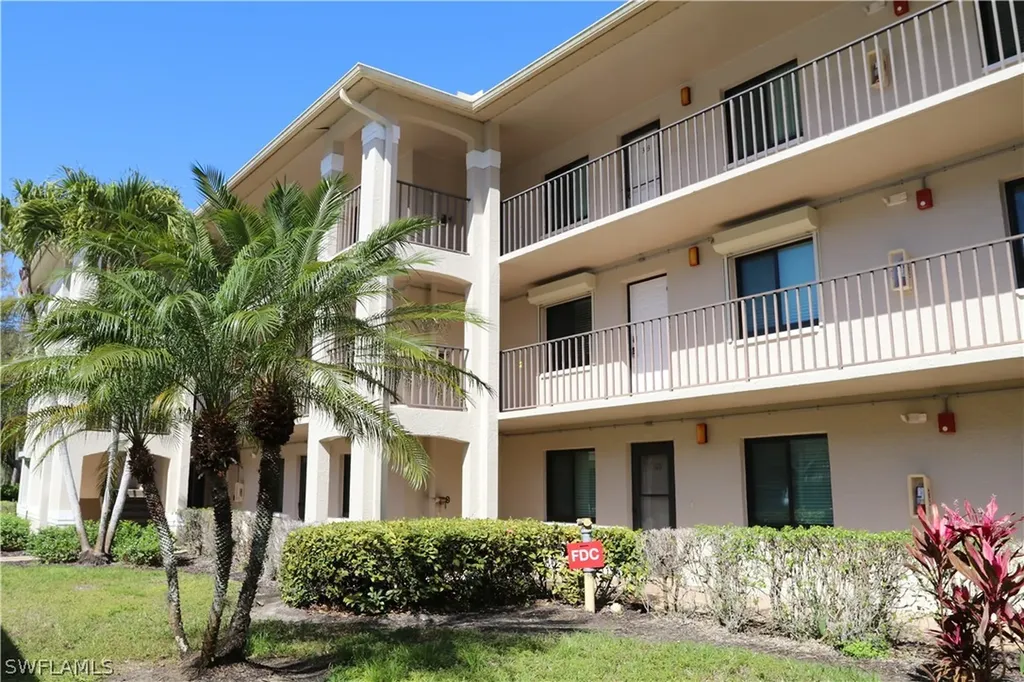 5708 Deauville Circle Naples FL 34112