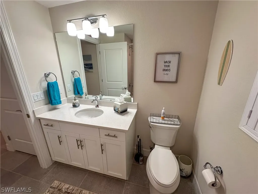 250 Indies Drive Naples FL 34114