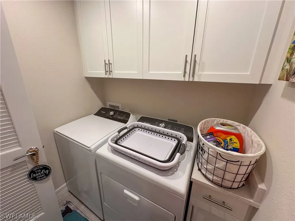 250 Indies Drive Naples FL 34114