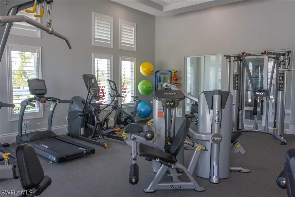 250 Indies Drive Naples FL 34114