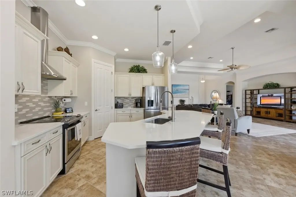 7755 Cottesmore Drive Naples FL 34113