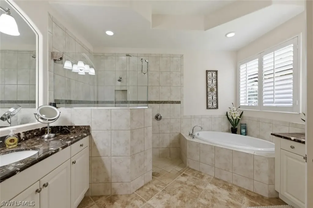 7755 Cottesmore Drive Naples FL 34113