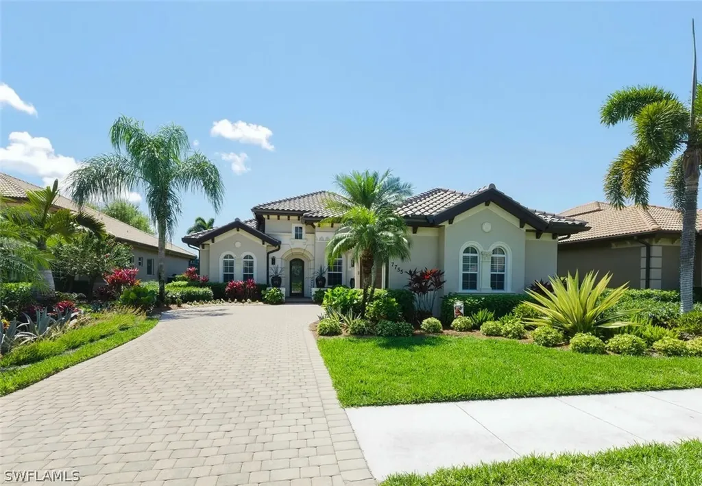 7755 Cottesmore Drive Naples FL 34113