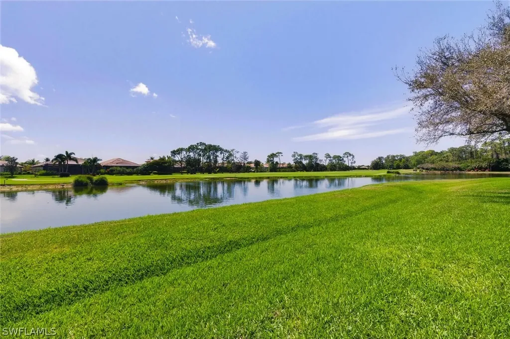 7755 Cottesmore Drive Naples FL 34113