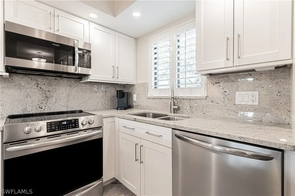 746 Eagle Creek Drive W Naples FL 34113