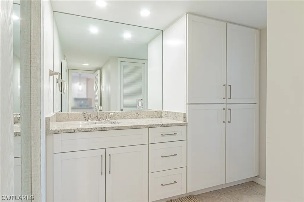 746 Eagle Creek Drive W Naples FL 34113