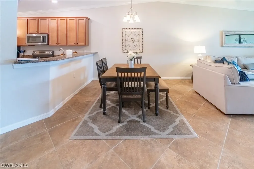 9521 Avellino Way Naples FL 34113