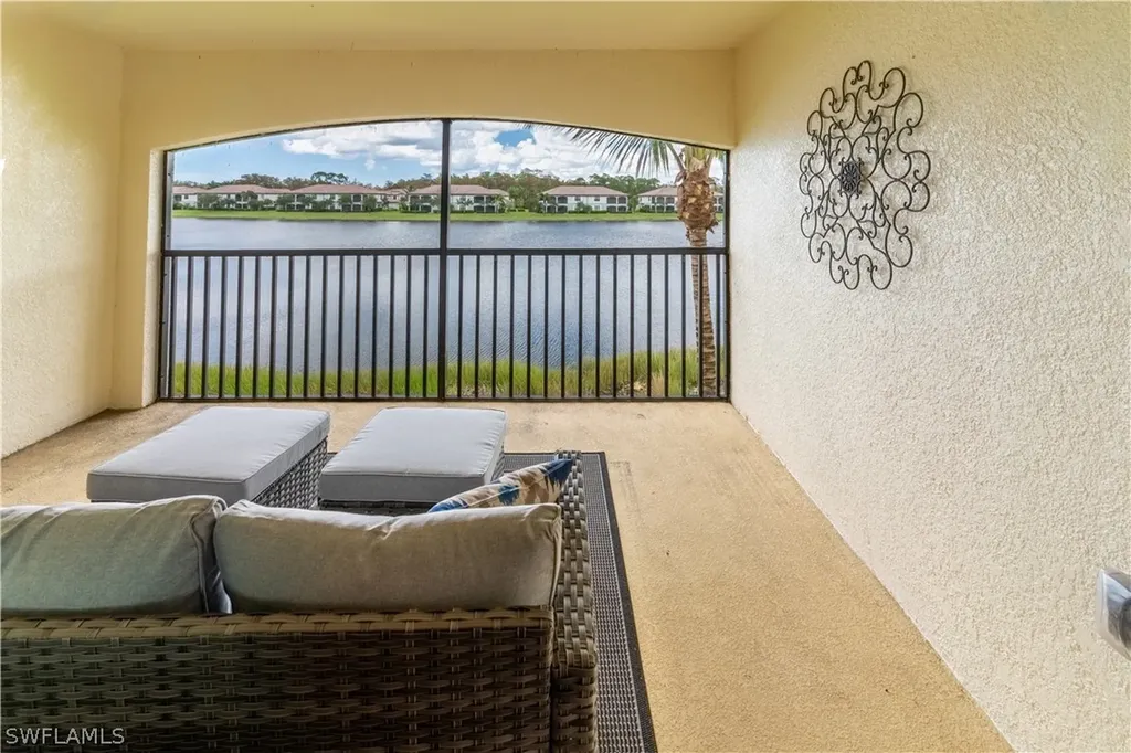 9521 Avellino Way Naples FL 34113