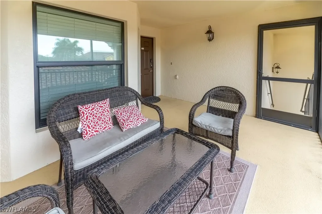 9521 Avellino Way Naples FL 34113