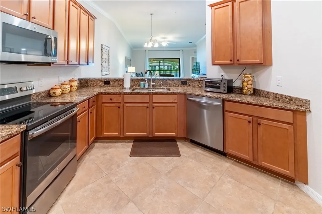 9521 Avellino Way Naples FL 34113