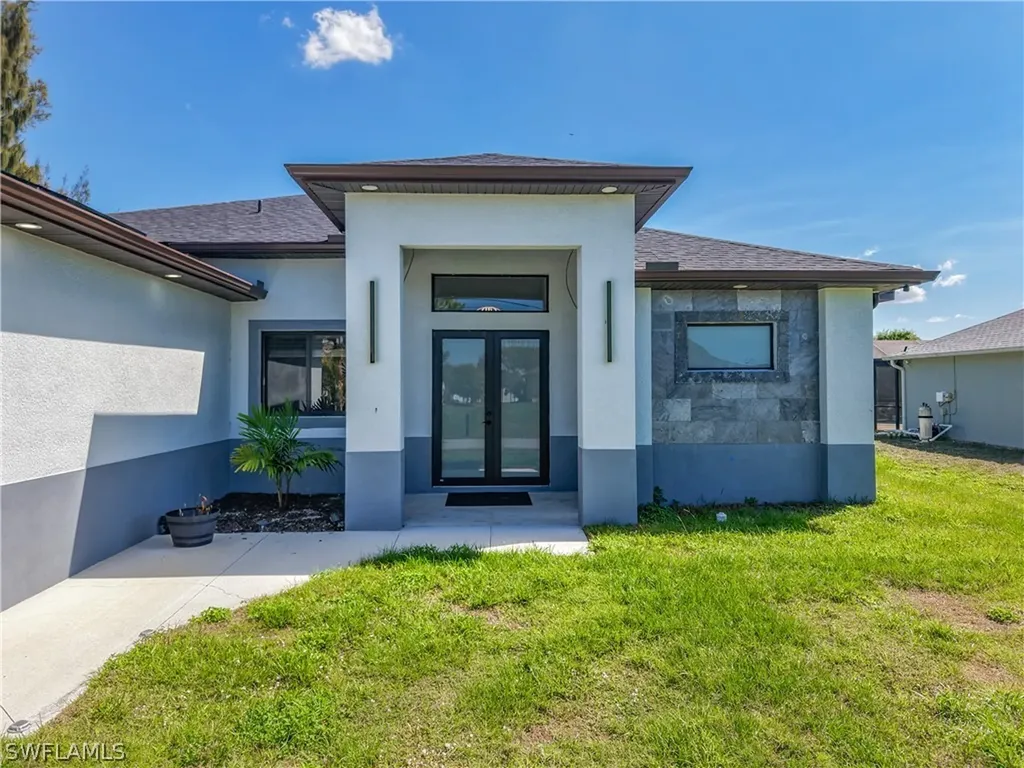 427 NW 7th Avenue Cape Coral FL 33993