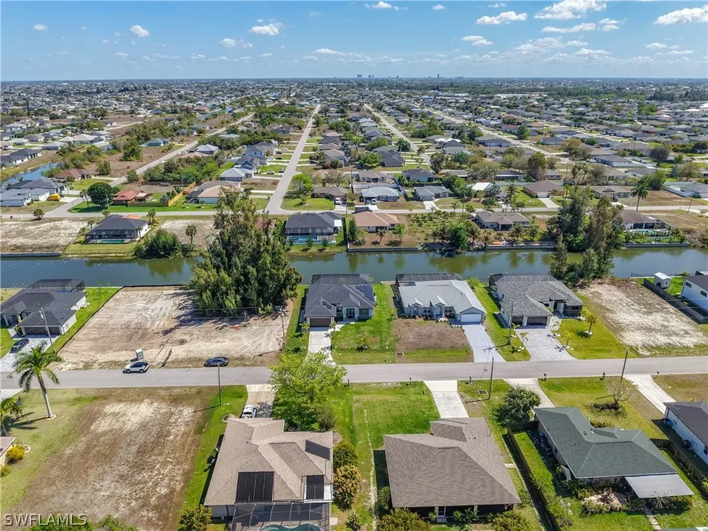 427 NW 7th Avenue Cape Coral FL 33993