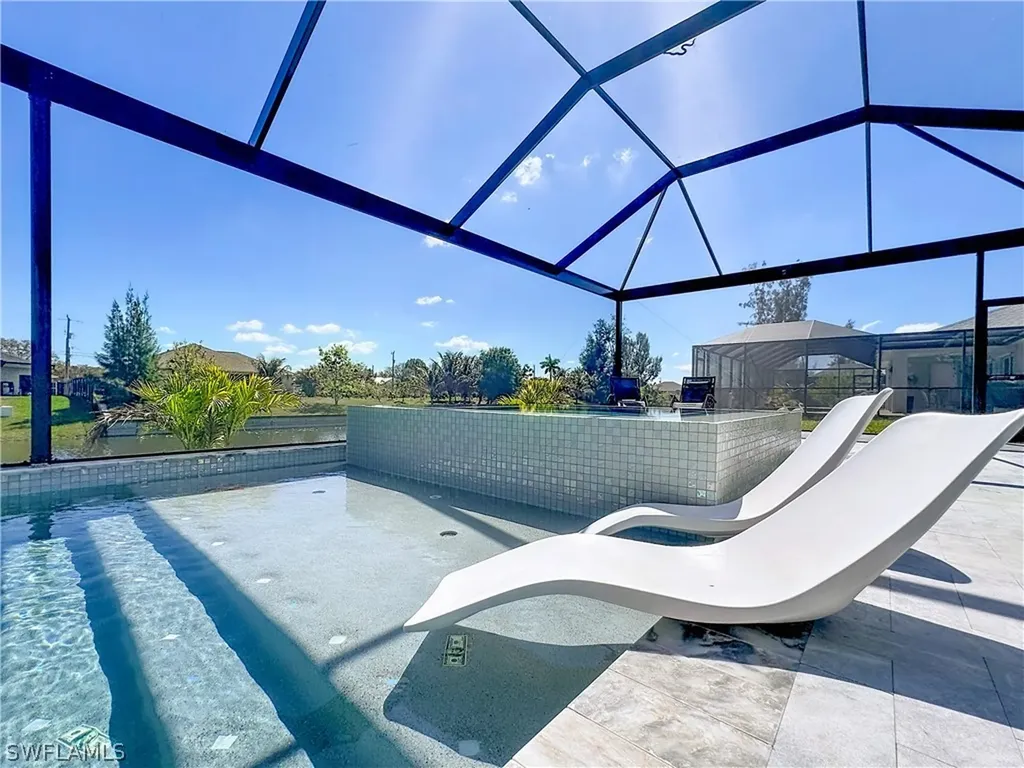 427 NW 7th Avenue Cape Coral FL 33993