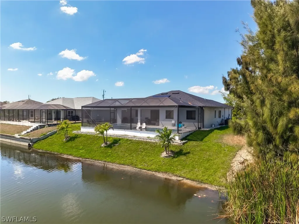 427 NW 7th Avenue Cape Coral FL 33993