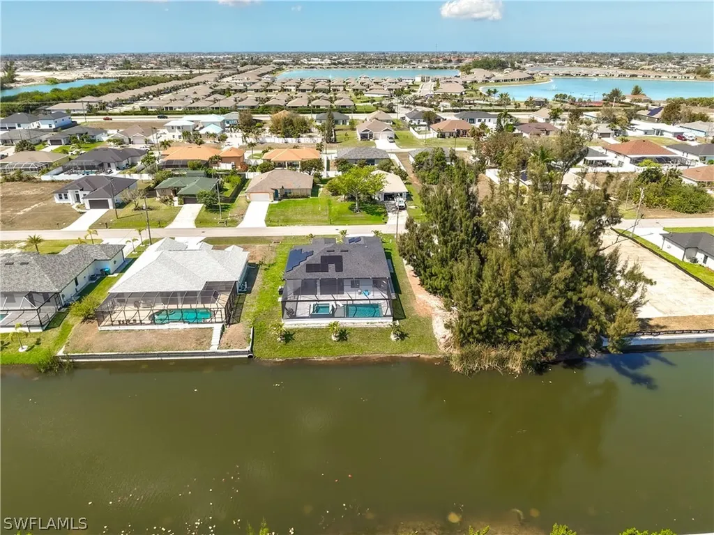 427 NW 7th Avenue Cape Coral FL 33993