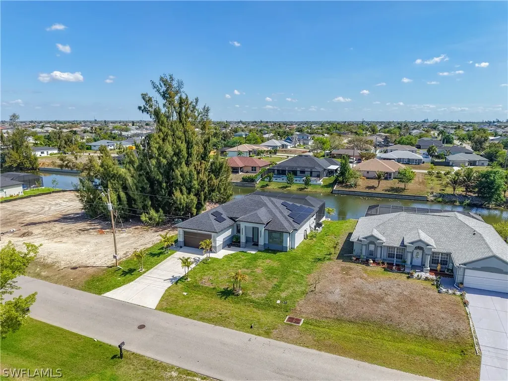 427 NW 7th Avenue Cape Coral FL 33993